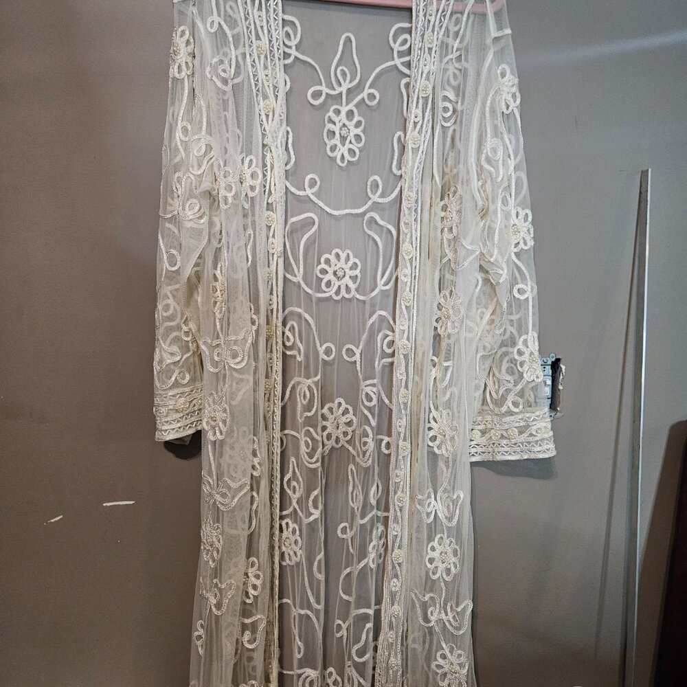 Bridal Coverup Free Size - Picture 4 of 4